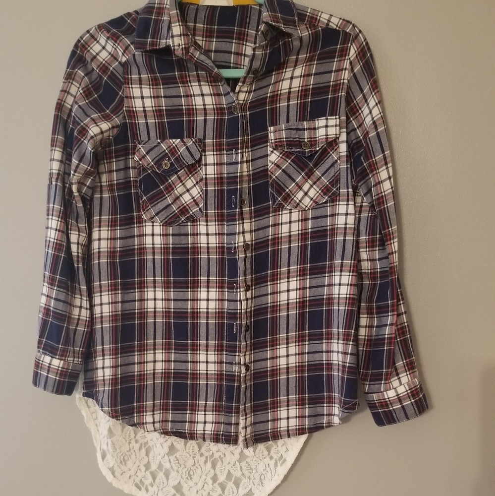 Flannel small lace top